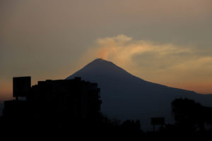 Volcán Popocatépetl registró 105 exhalaciones en las últimas 24 horas; calidad del aire en Puebla es regular
