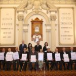 Doce integrantes del Comité de la Procesión de Viernes Santo reciben el reconocimiento como poblanos distinguidos