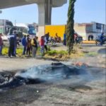 Manifestantes bloquean autopista México-Puebla en busca de Enrique Briones