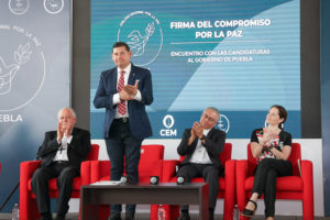 Alejandro Armenta defiende de las críticas recibidas al gobernador Sergio Salomón