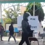 Sujetos armados roban paquetes electorales en Tlapanalá y dejan una persona fallecida