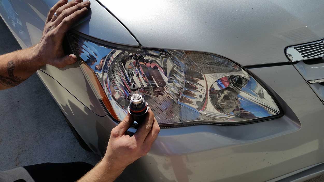 Headlight bulb replacement at Steves Auto Repair and TIre