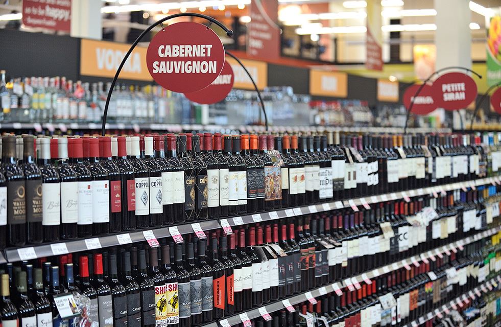 5 Tips To Pick The Right Bottle Of Wine Blog Festival Foods