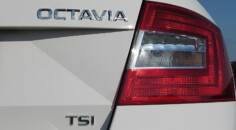 Význam svítících kontrolek ve vozech Škoda Octavia