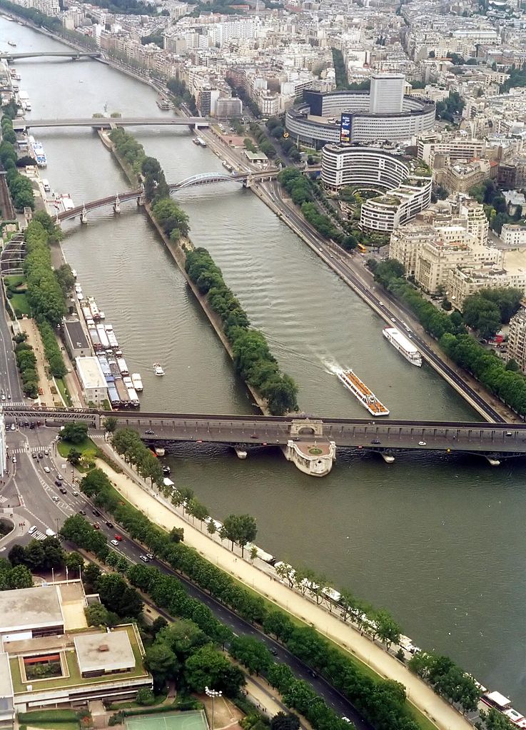 Île Aux Cygnes, Paříž