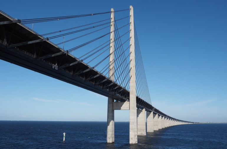 Most přes záliv Öresund
