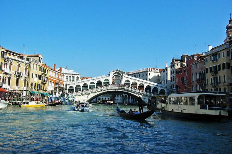 Benátky, Ponte di Rialto