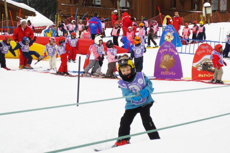 Výhody a nevýhody lyžařských škol v zahraničí