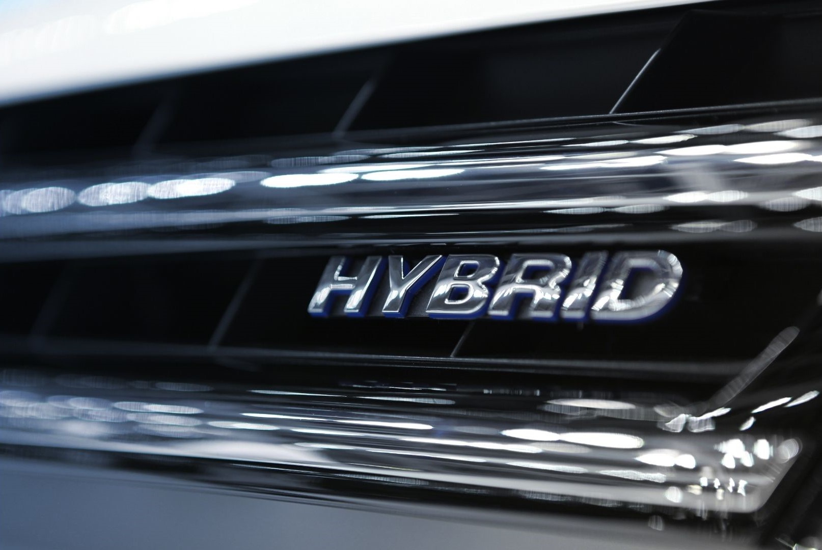 Označení hybridního automobilu