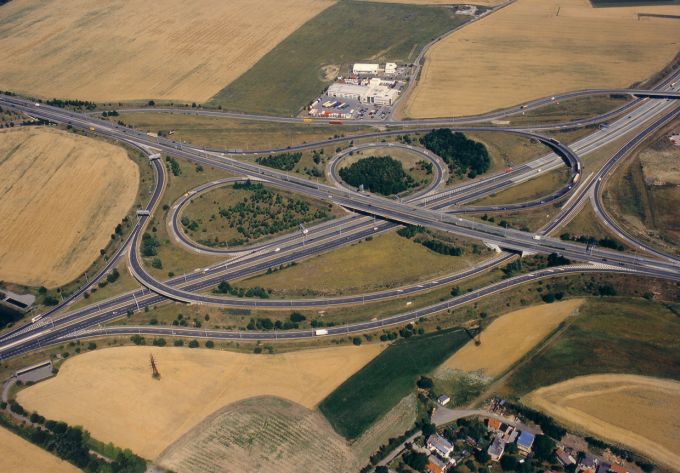 Dříve rychlostní silnice R1, nyní dálnice D0 nebo Pražský okruh – co to je? A kdy to bude hotové?