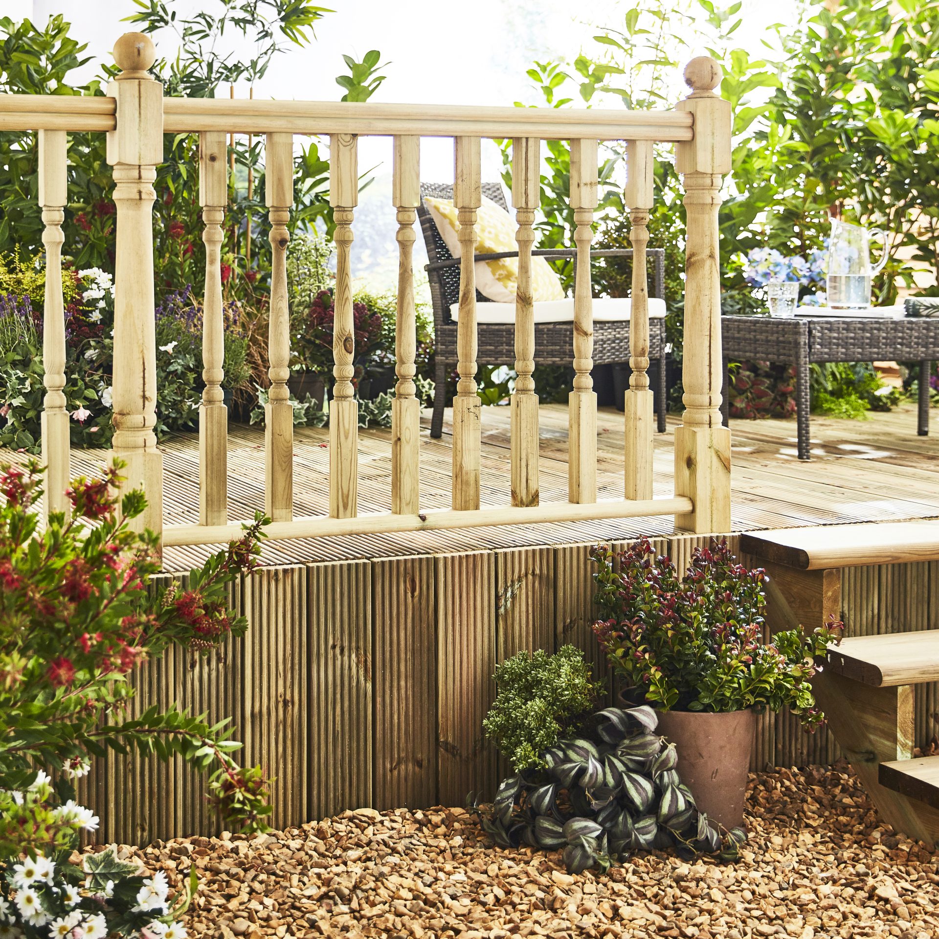 Colonial Turned Decking Balustrade Kit