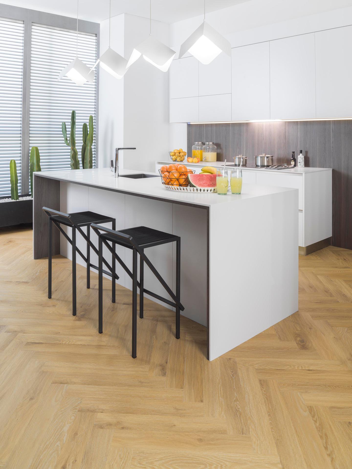 Porcelanosa L’Antic Colonial Linkfloor Realm Iberia 9.8X58.8X0.55