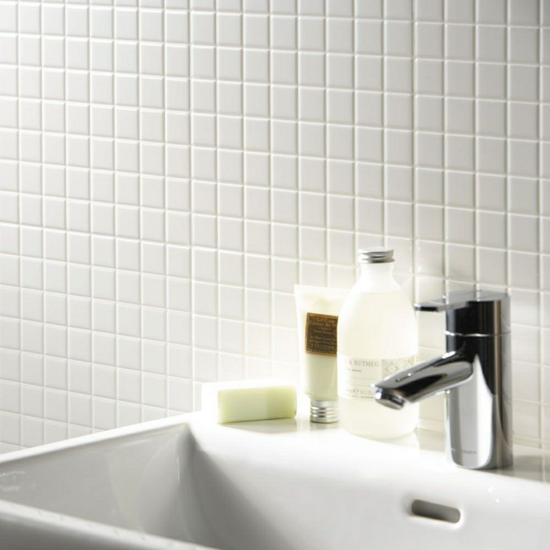 Pixel White Square Gloss Mosaic Sheet 303x303mm