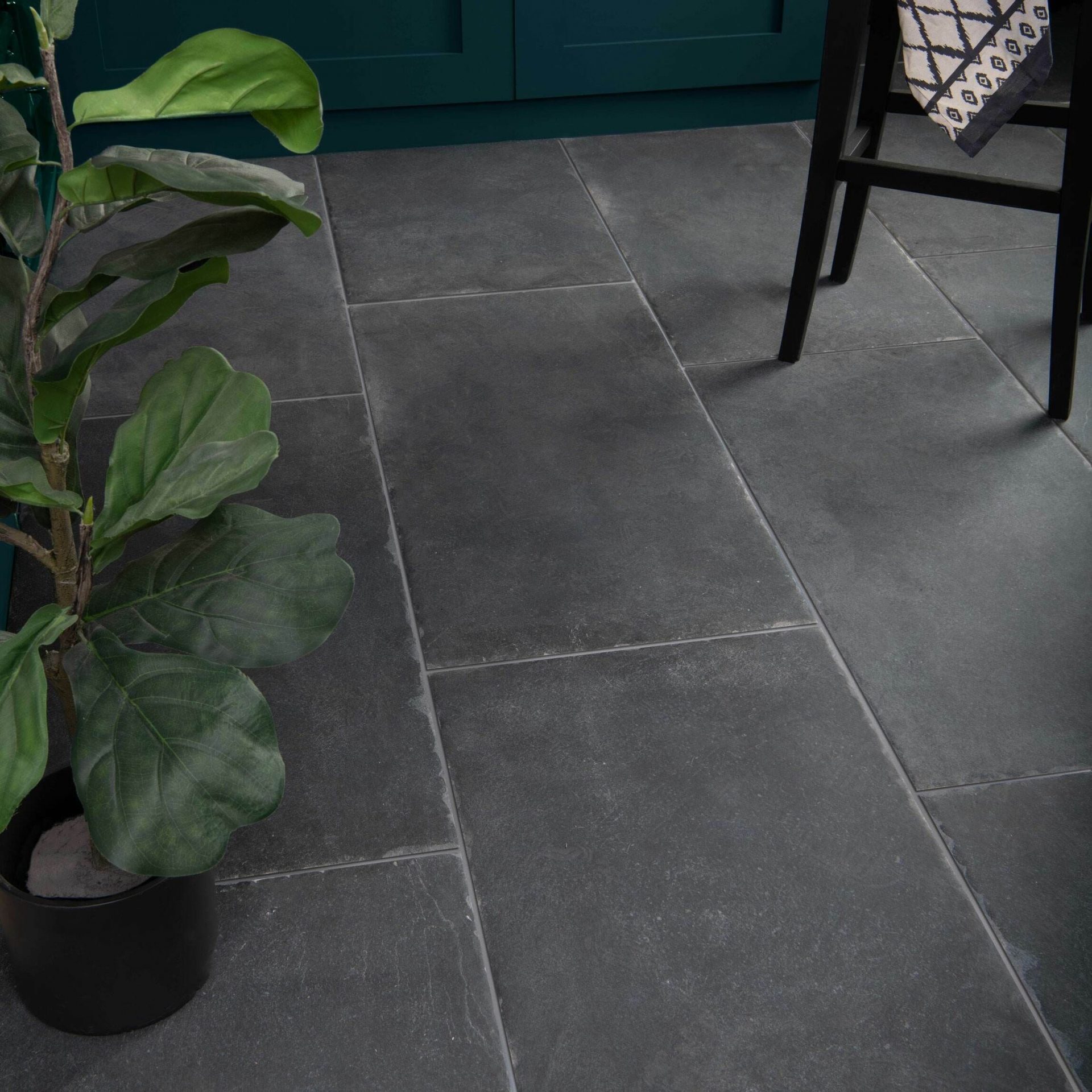 Proxi Antracite Stone Effect Tile 480x960mm