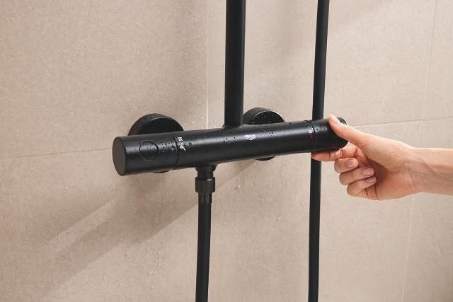 Grohe Tempesta System 250 Cube Shower System with Thermostat For Wall Mounting – Matt Black