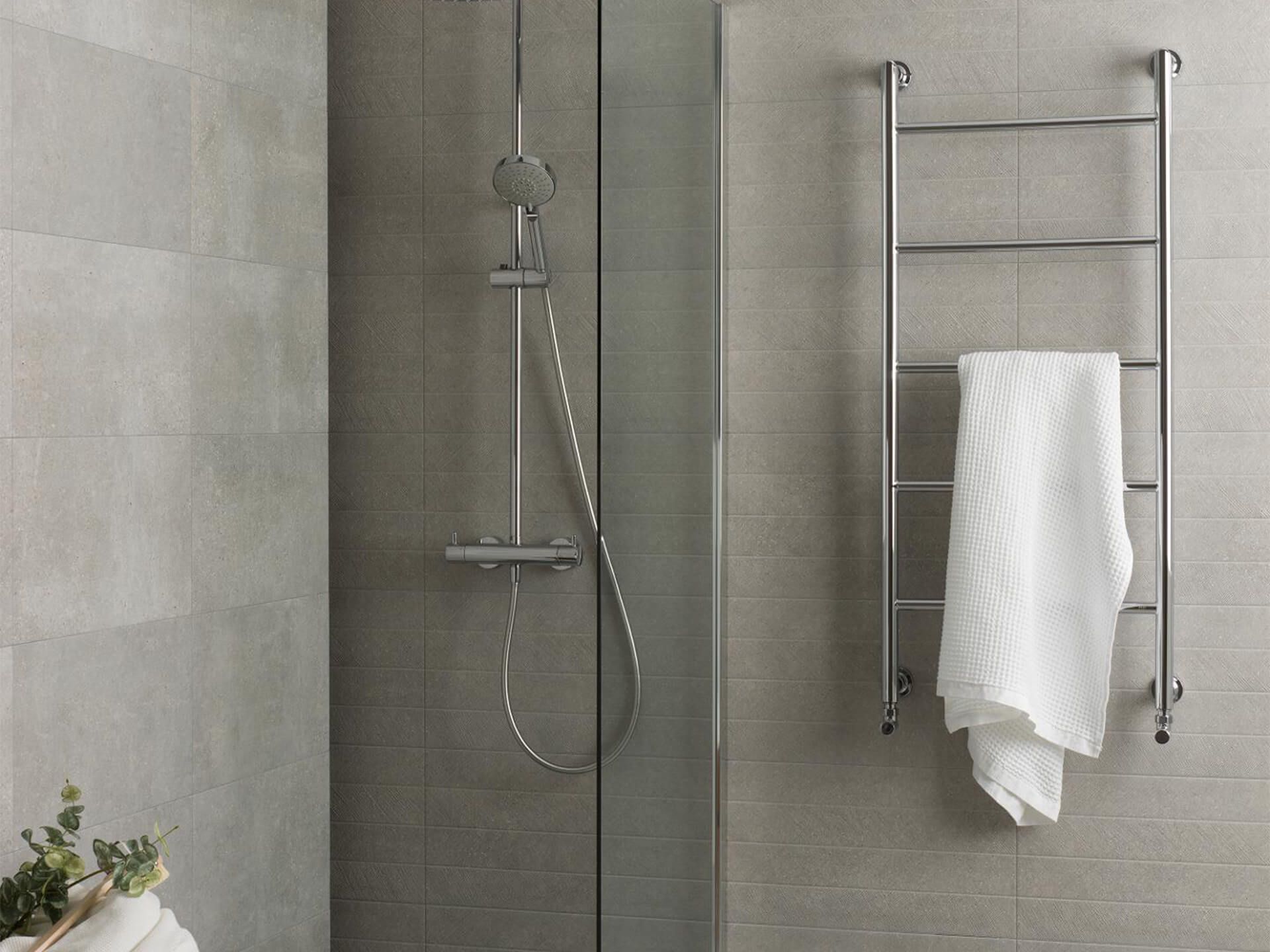 Porcelanosa Noken Round Radiator 560x1200mm – Chrome