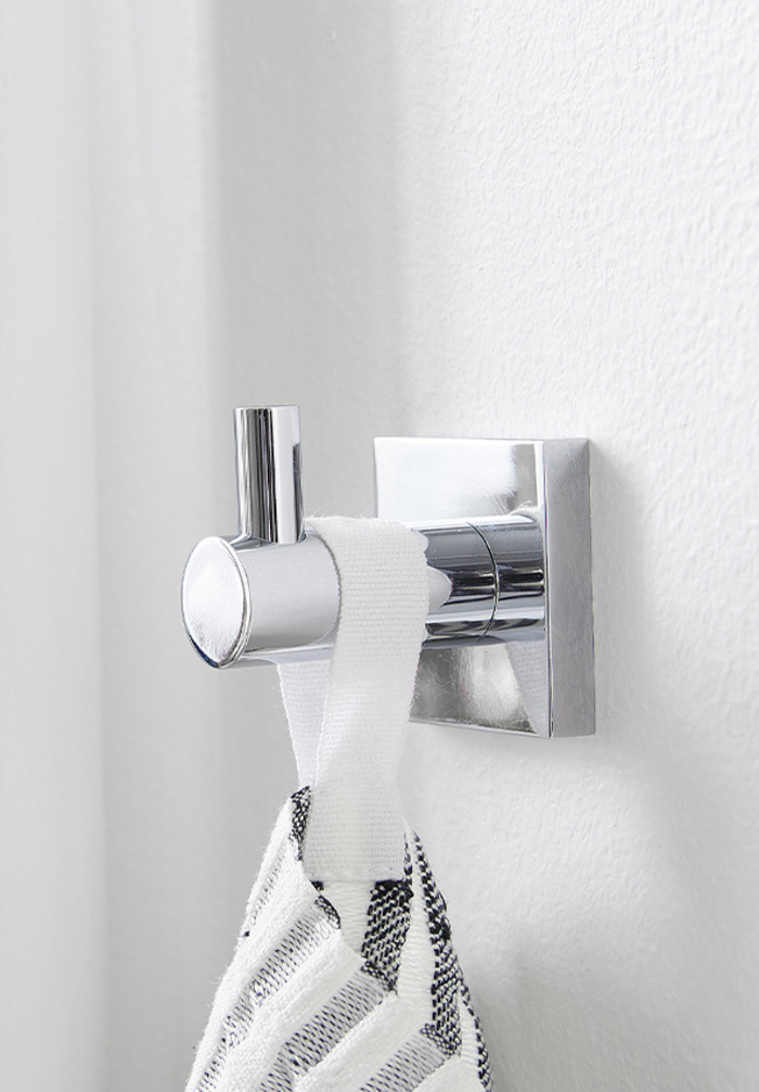 Miller Atlanta Single Hook – Chrome