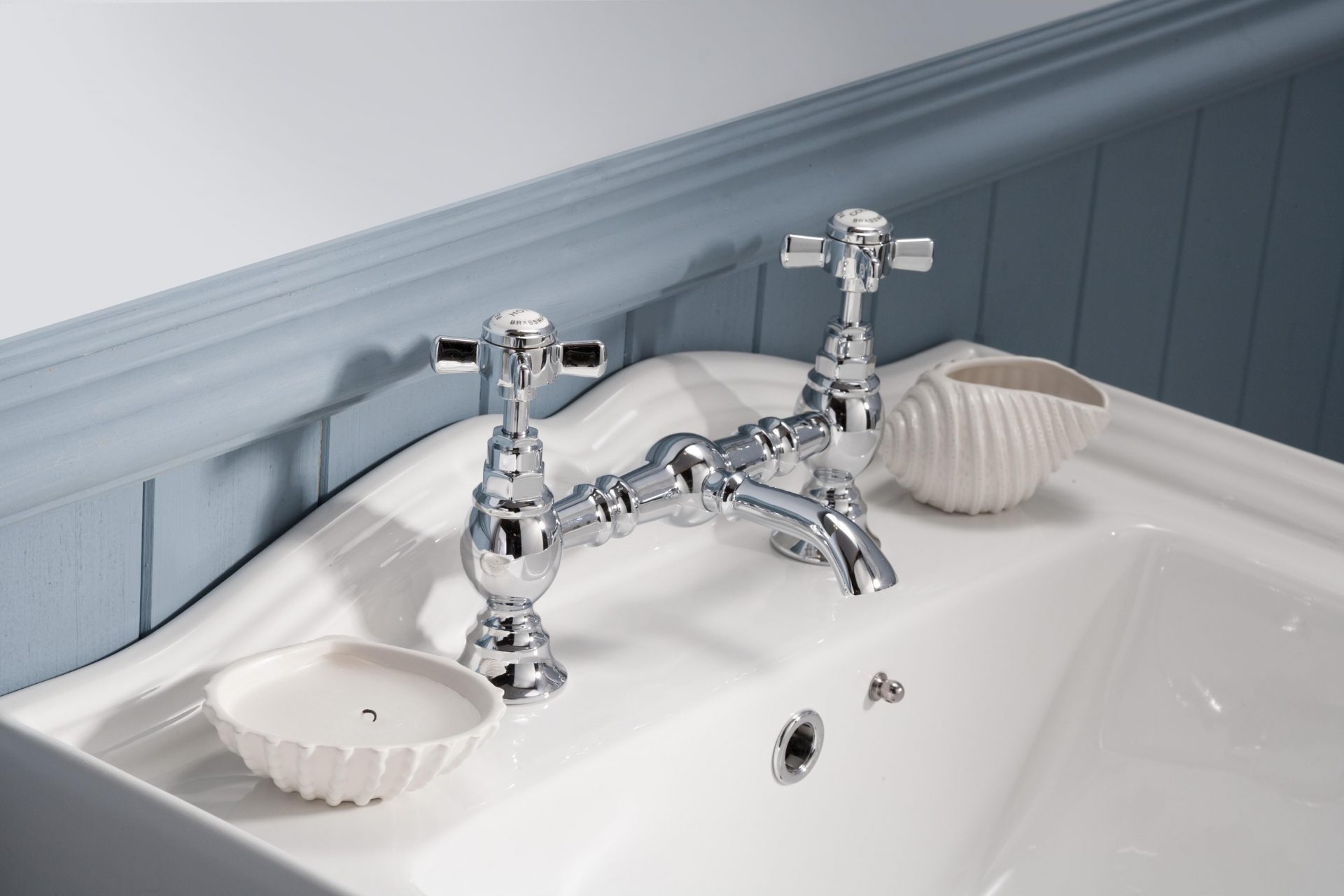 Nuie Beaumont Traditional Luxury Basin Mixer – Chrome