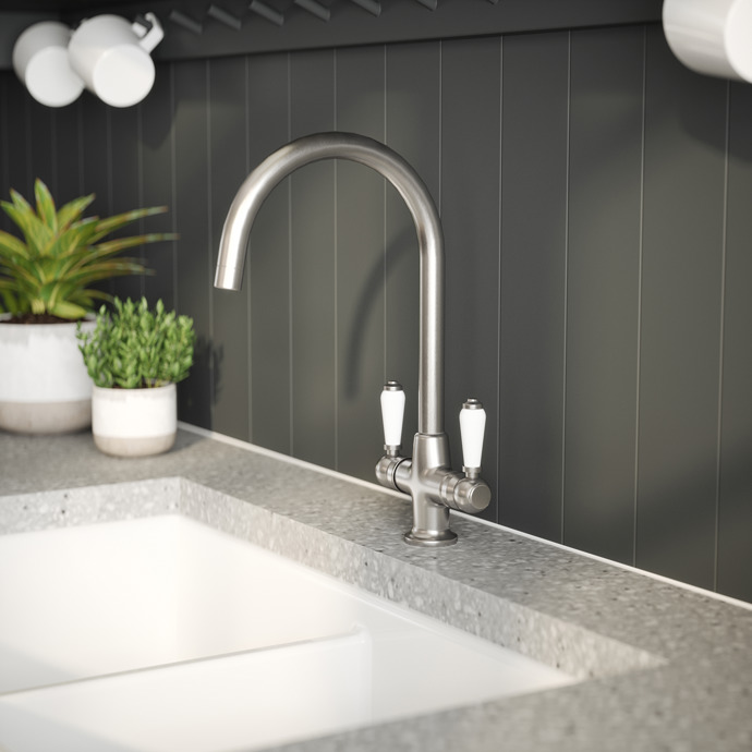 Nuie Cruciform Sink Mixer – Chrome