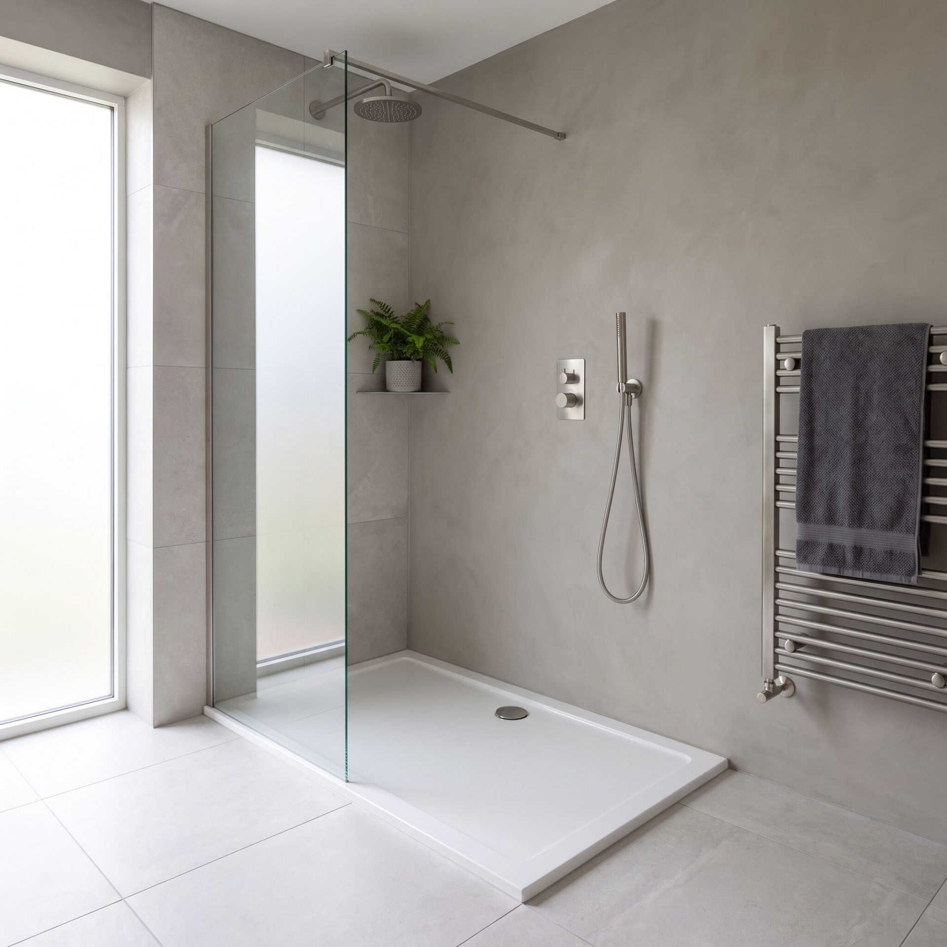 Nuie 40mm Slimline Rectangular Shower Tray – Gloss White