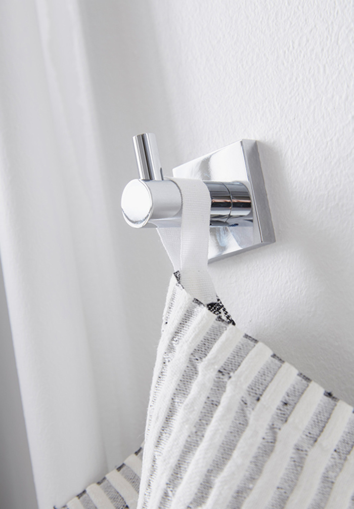 Miller Atlanta Single Hook – Chrome