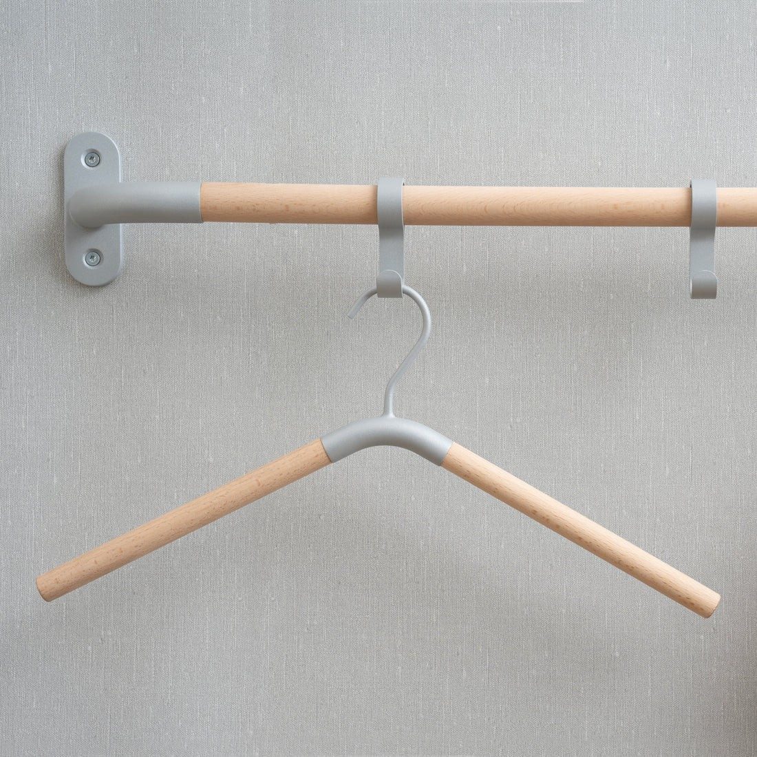 Smedbo Beslagsboden Clothes Hanger, Pair – Grey and Beech