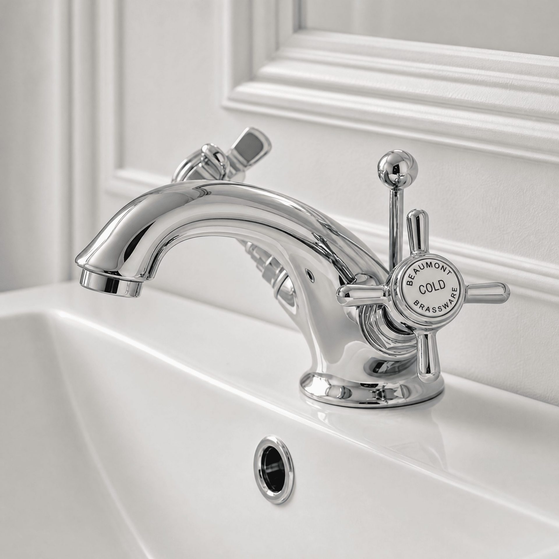 Nuie Beaumont Traditional Luxury Mono Basin Mixer with Pop-Up Waste – Chrome