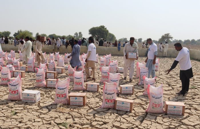 Food Pack distribution being laid out by Muslim Futures in Pakistan