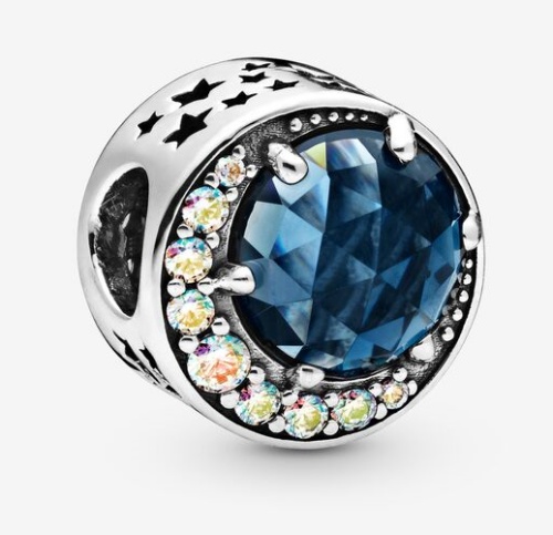 Pandora-Moon-and-Night-Sky-Charm-£65