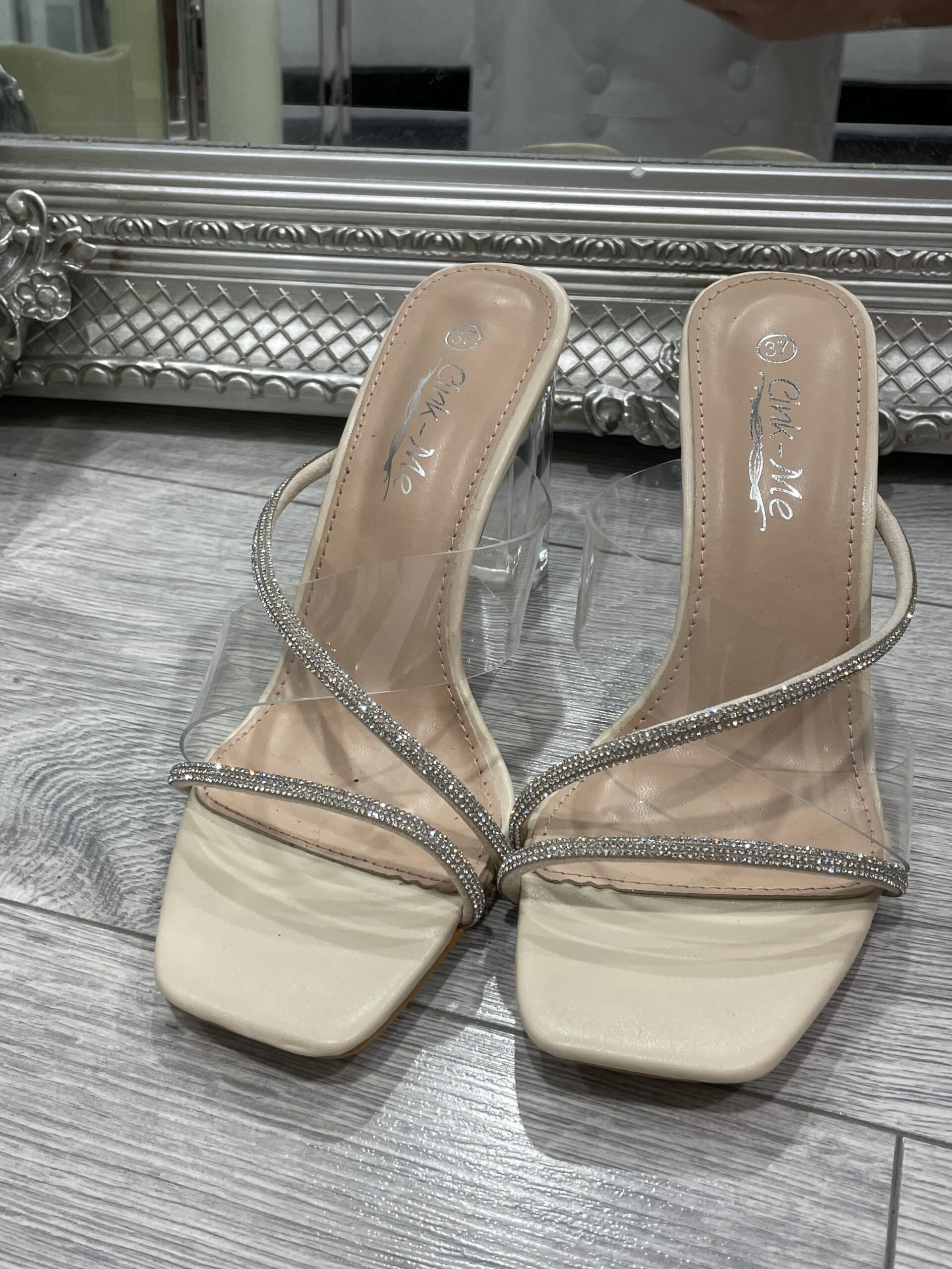 raisins pie diamante embellished block heel sandals | Block heels sandal, Sandals  heels, Trendy block heels