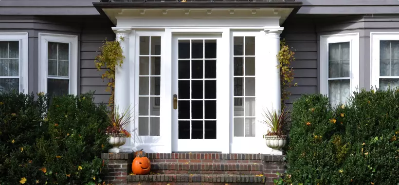 Flush casement window with internal Georgian bar design