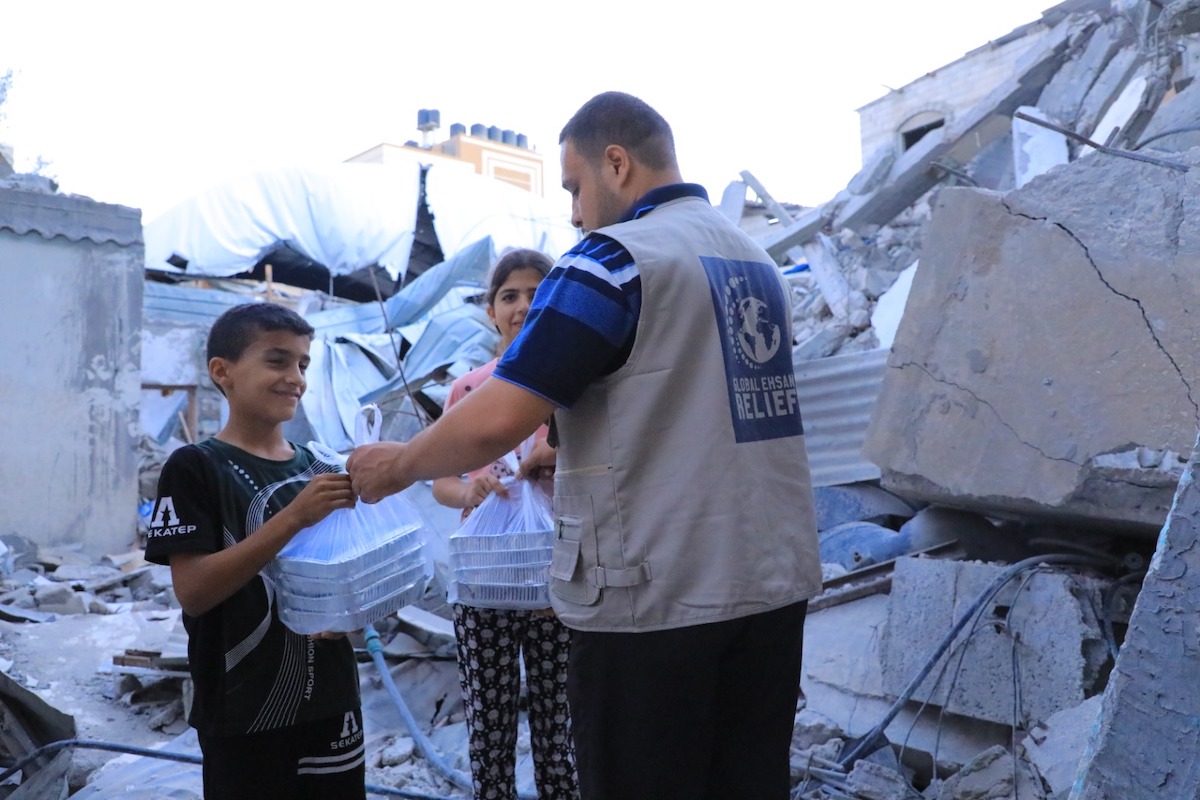 Distribution of Aid in Palestine - Global Ehsan Relief