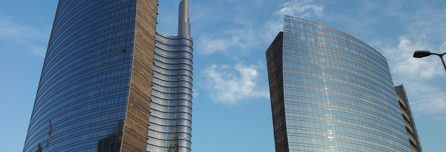 Managing 340,000M² of real estate with MOTOTRBO™