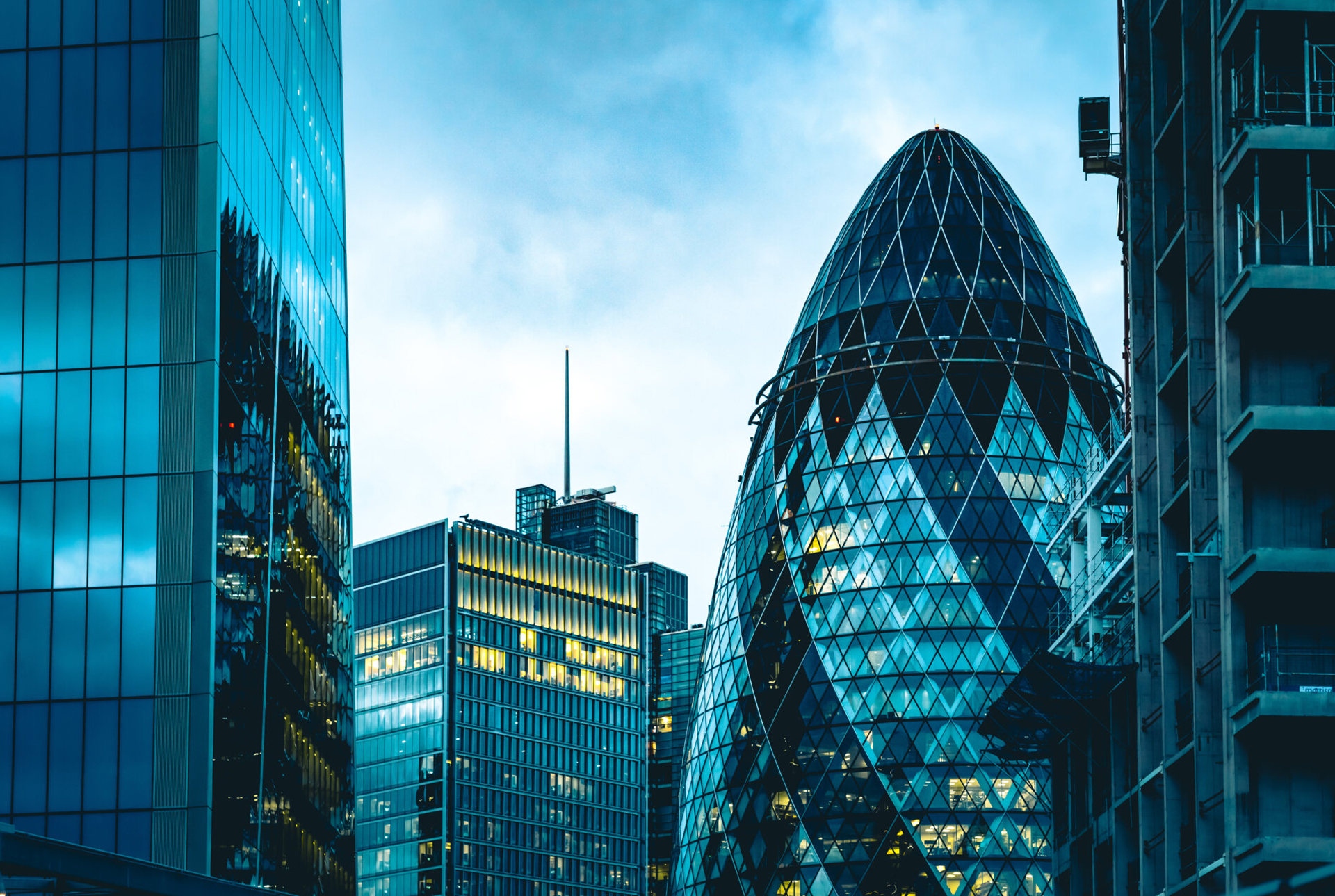 Banking & Finance 