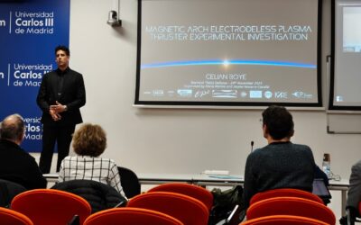 PhD thesis: Magnetic arch electrodeless plasma thruster experimental investigation