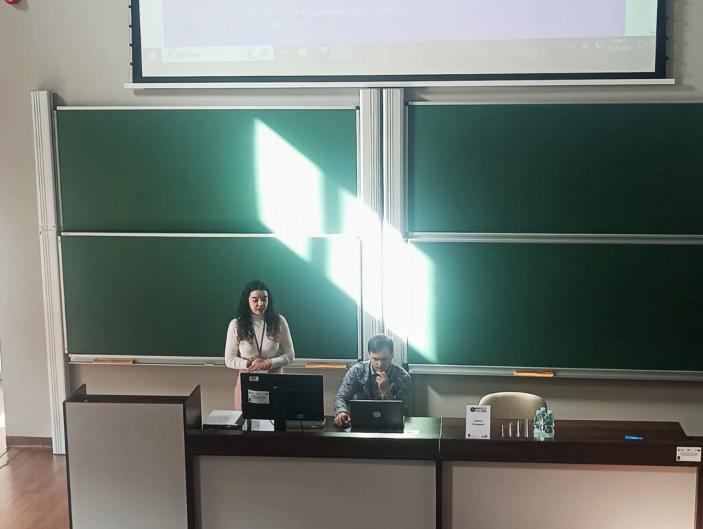 Presentation of our colleague Andrea Sastre's paper at the Lodz Congress.