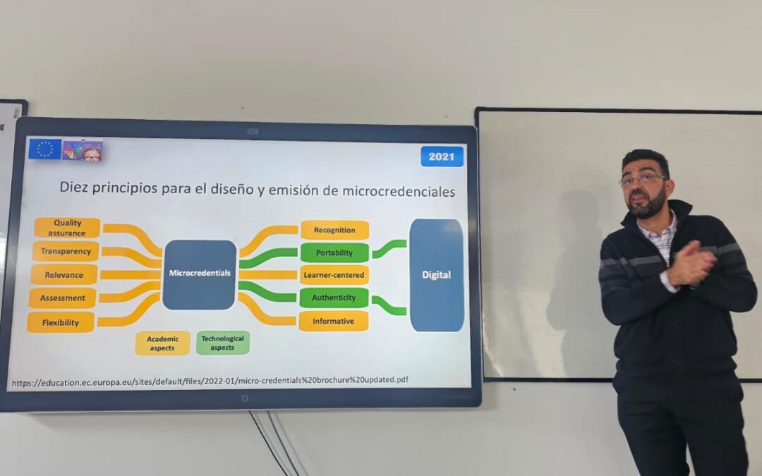 Dr. Carlos Alario (UC3M) presents “Digital Microcredentials” at the University of Cuenca (Ecuador)
