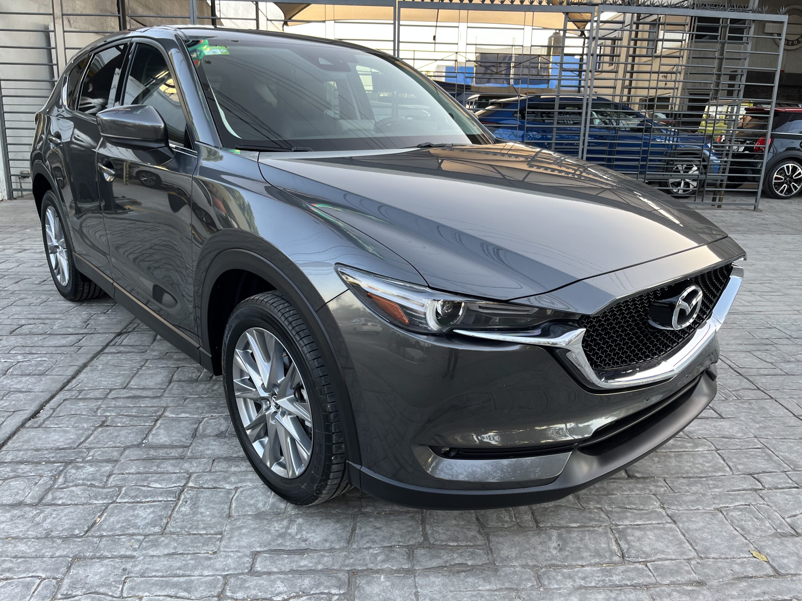 Mazda CX-5 2021 SIGNATURE Automático Gris