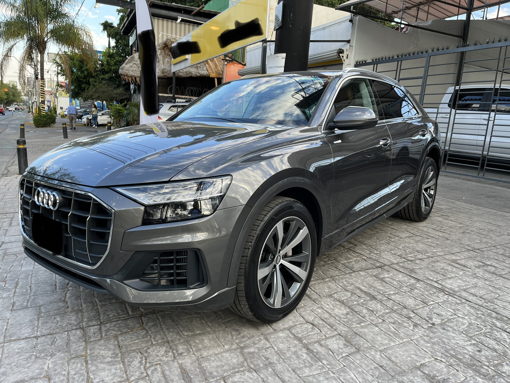 Audi Q8 2020 ELITE Automático Gris