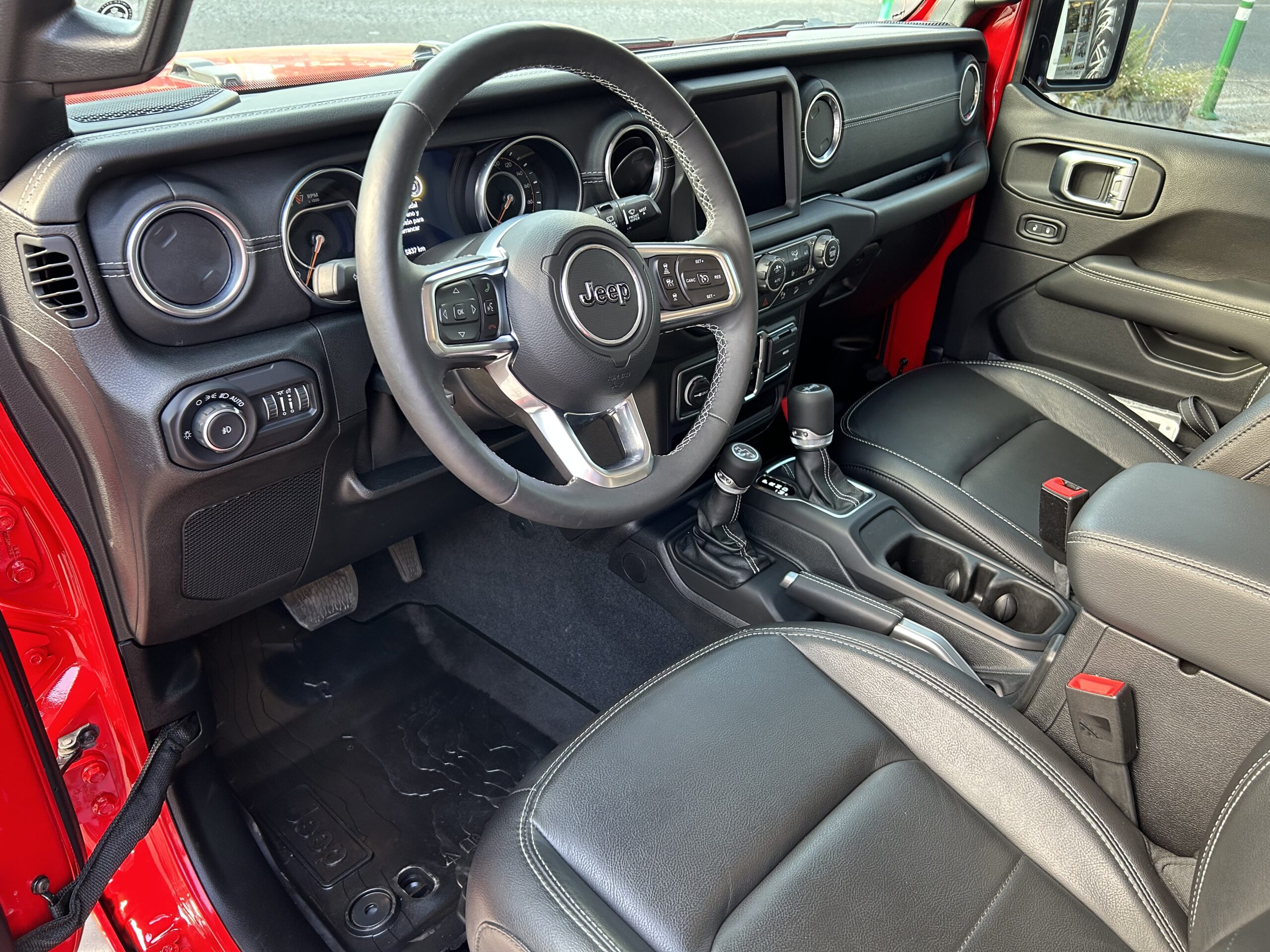 Jeep Wrangler 2019 UN LIMITED Automático Rojo