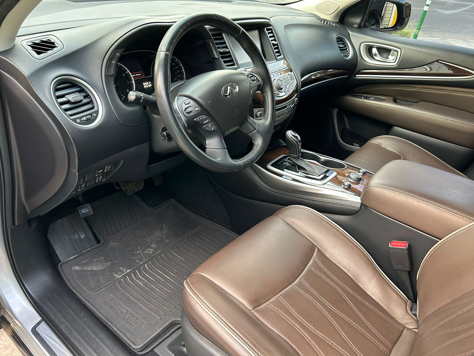 Infiniti QX60 2017 PERFECCION PLUS Automático Plata