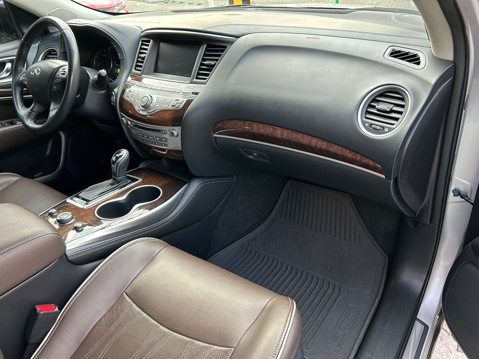 Infiniti QX60 2017 PERFECCION PLUS Automático Plata
