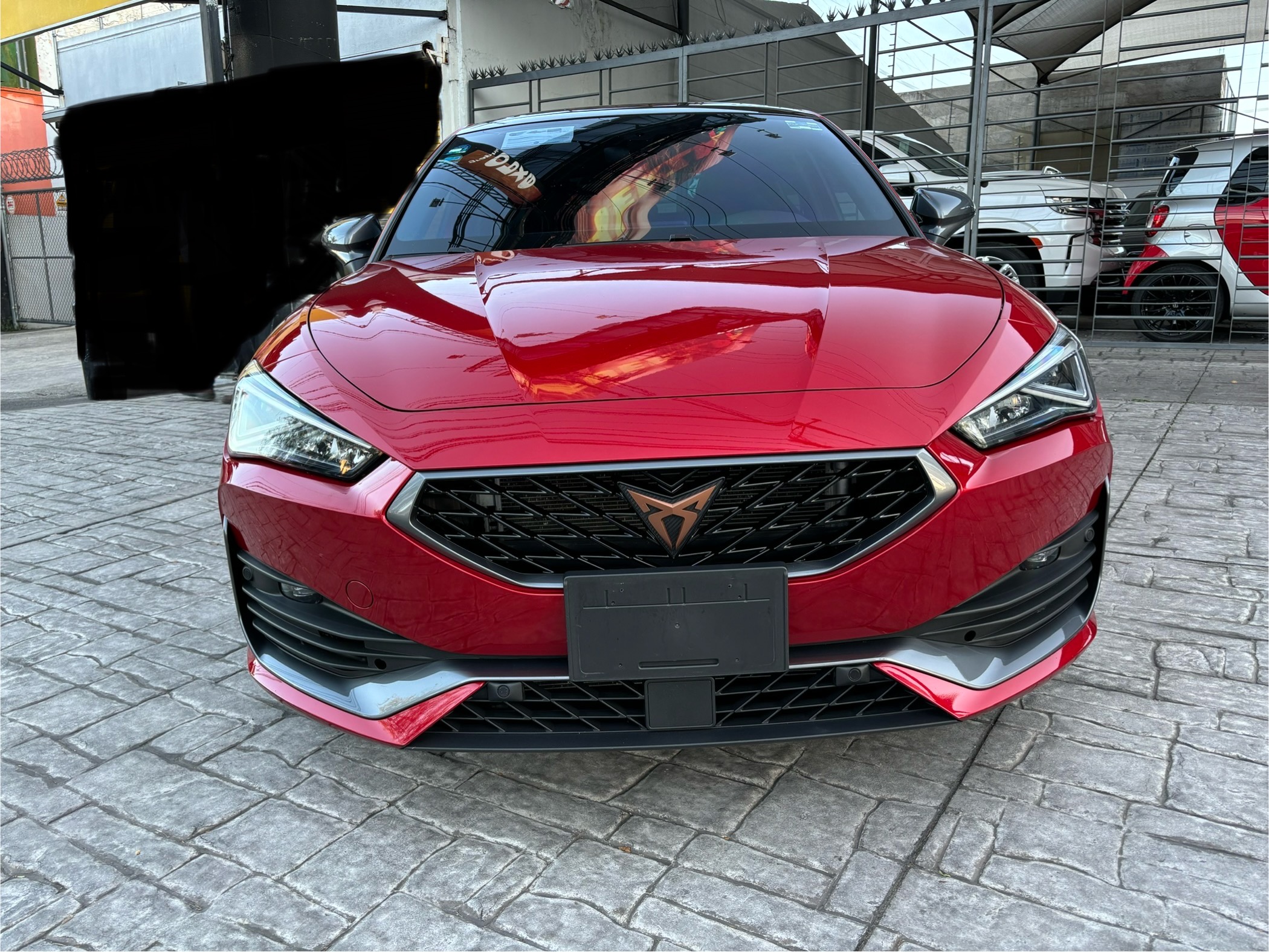 Cupra Leon 2022 300HP Automático Rojo