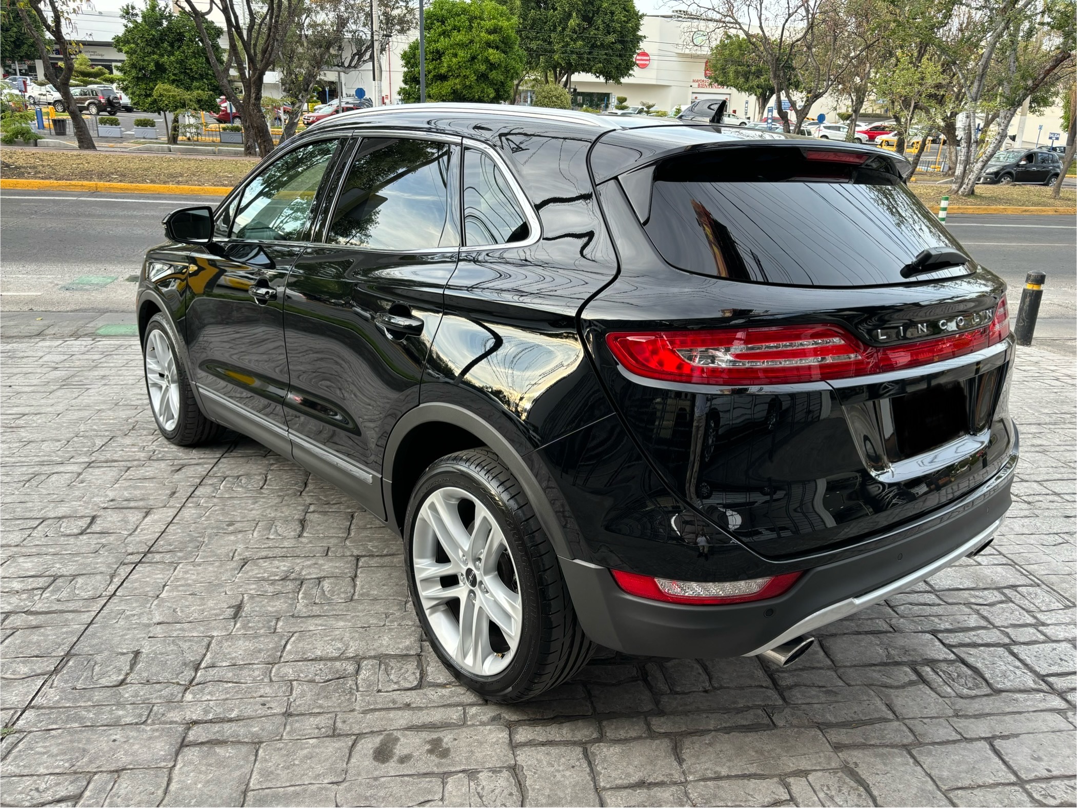 Lincoln MKC 2016 RESERVE Automático Negro