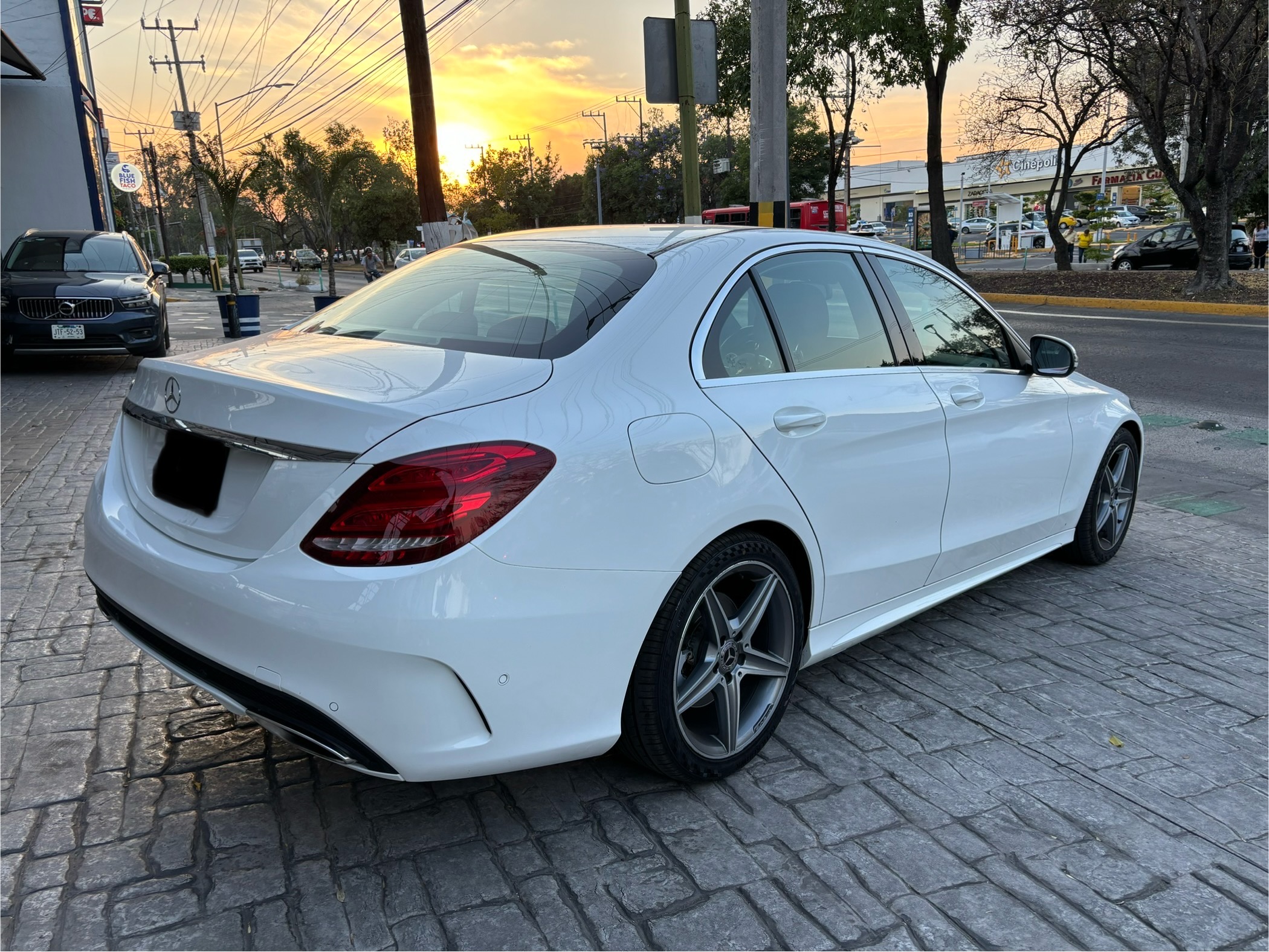 Mercedes-Benz Clase C 2018 C 250 SPORT Automático Blanco