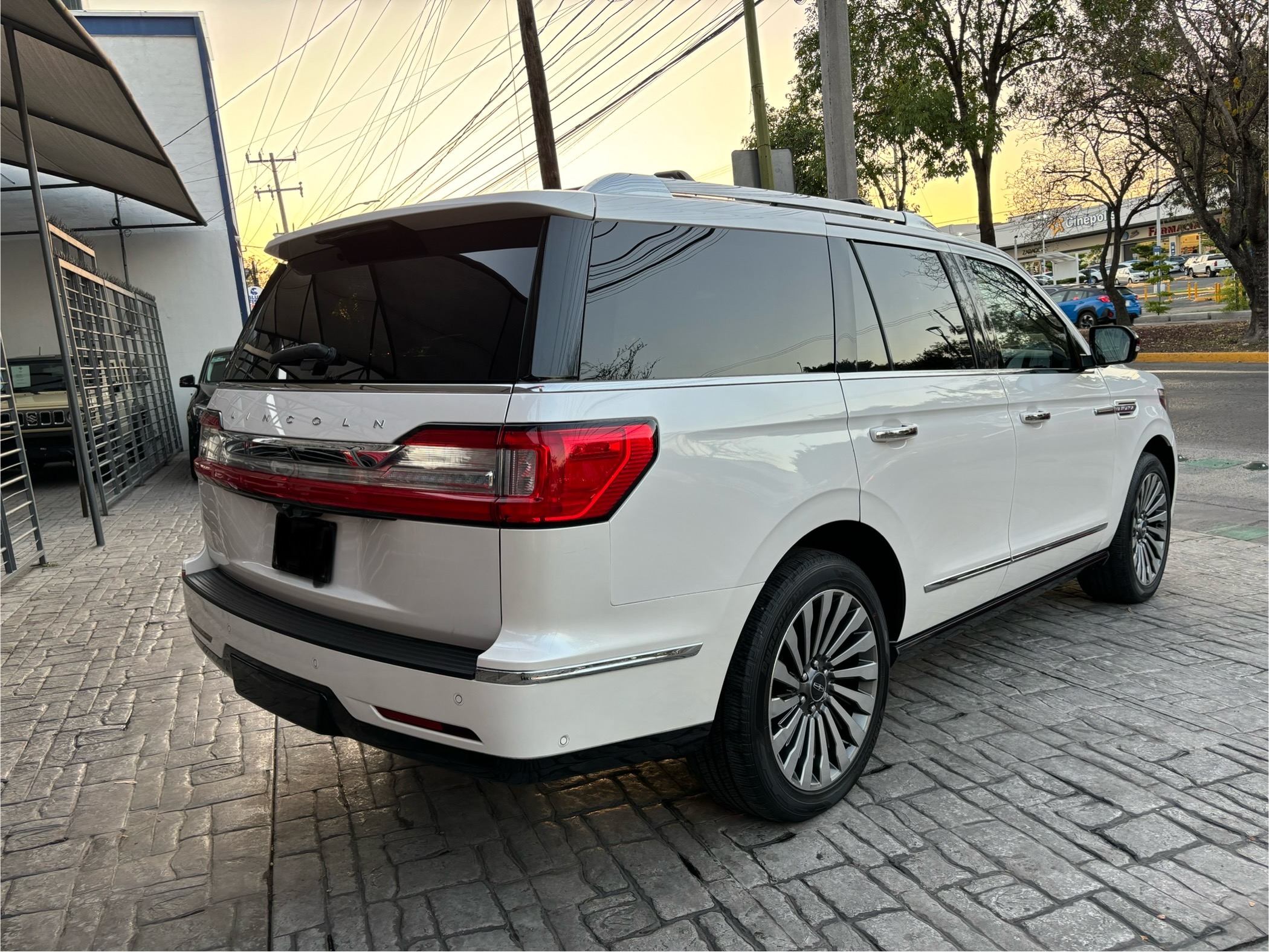 Lincoln Navigator 2019 RESERVE Automático Blanco