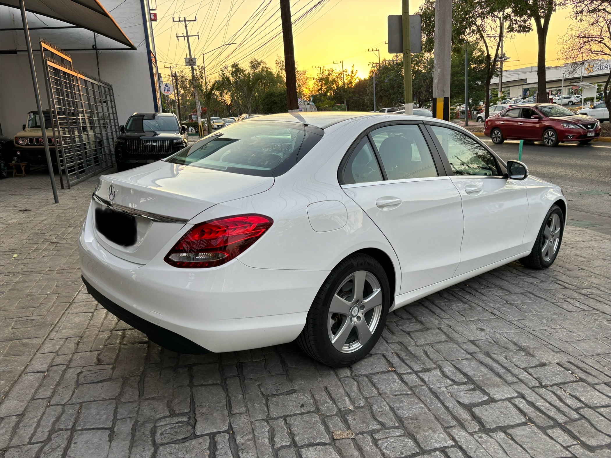 Mercedes-Benz Clase C 2016 C180 CGI Automático Blanco