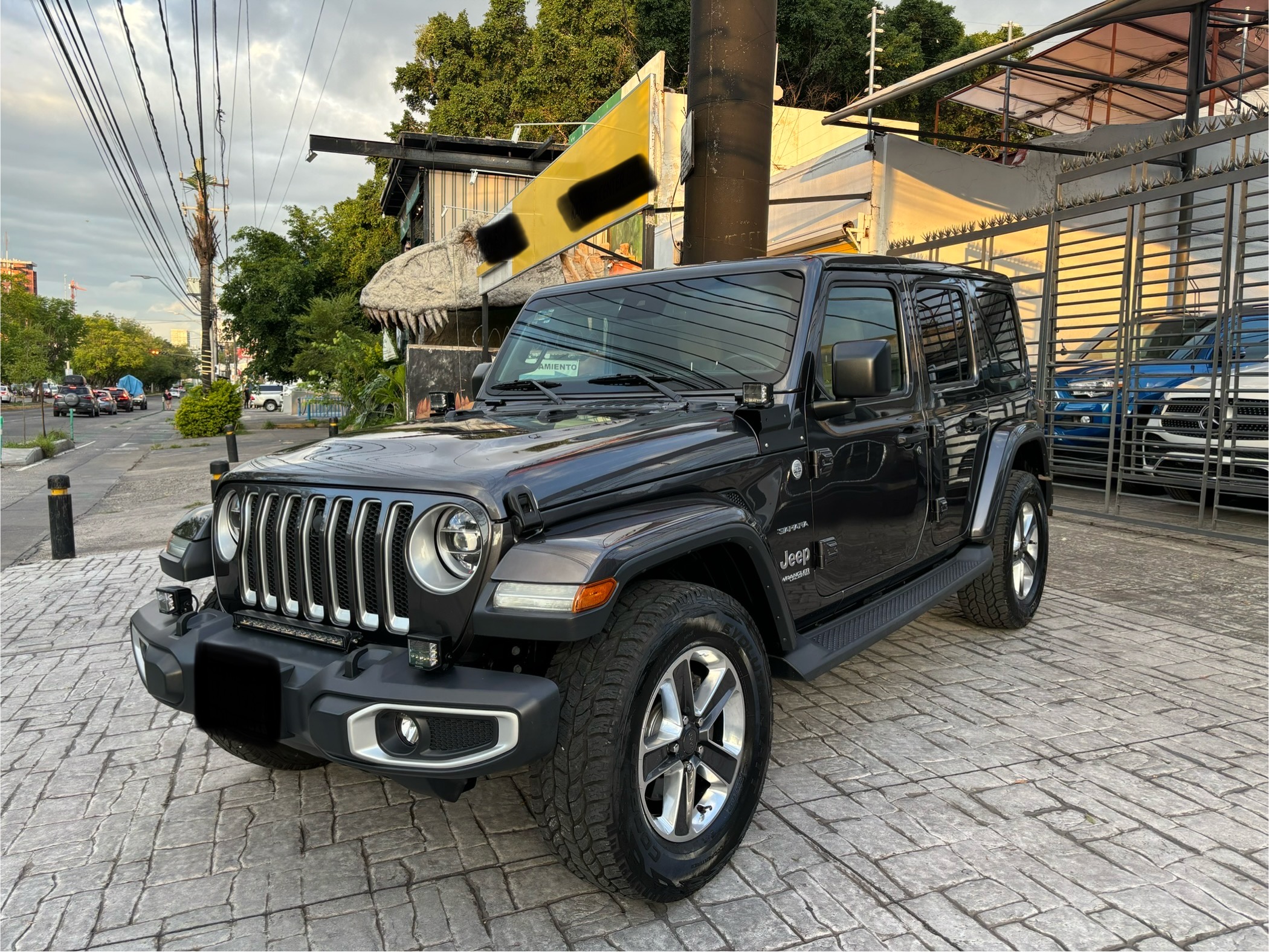 Jeep Wrangler 2019 UNLIMITED Automático Gris