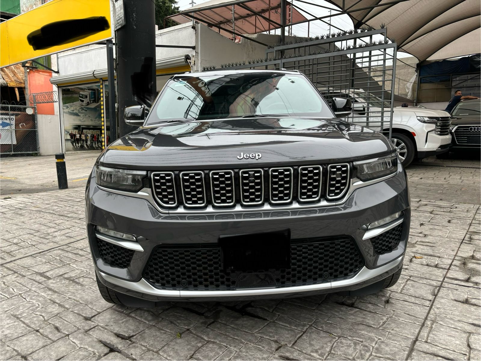 Jeep Grand Cherokee 2023 SUMMIT RESERVE Automático Gris