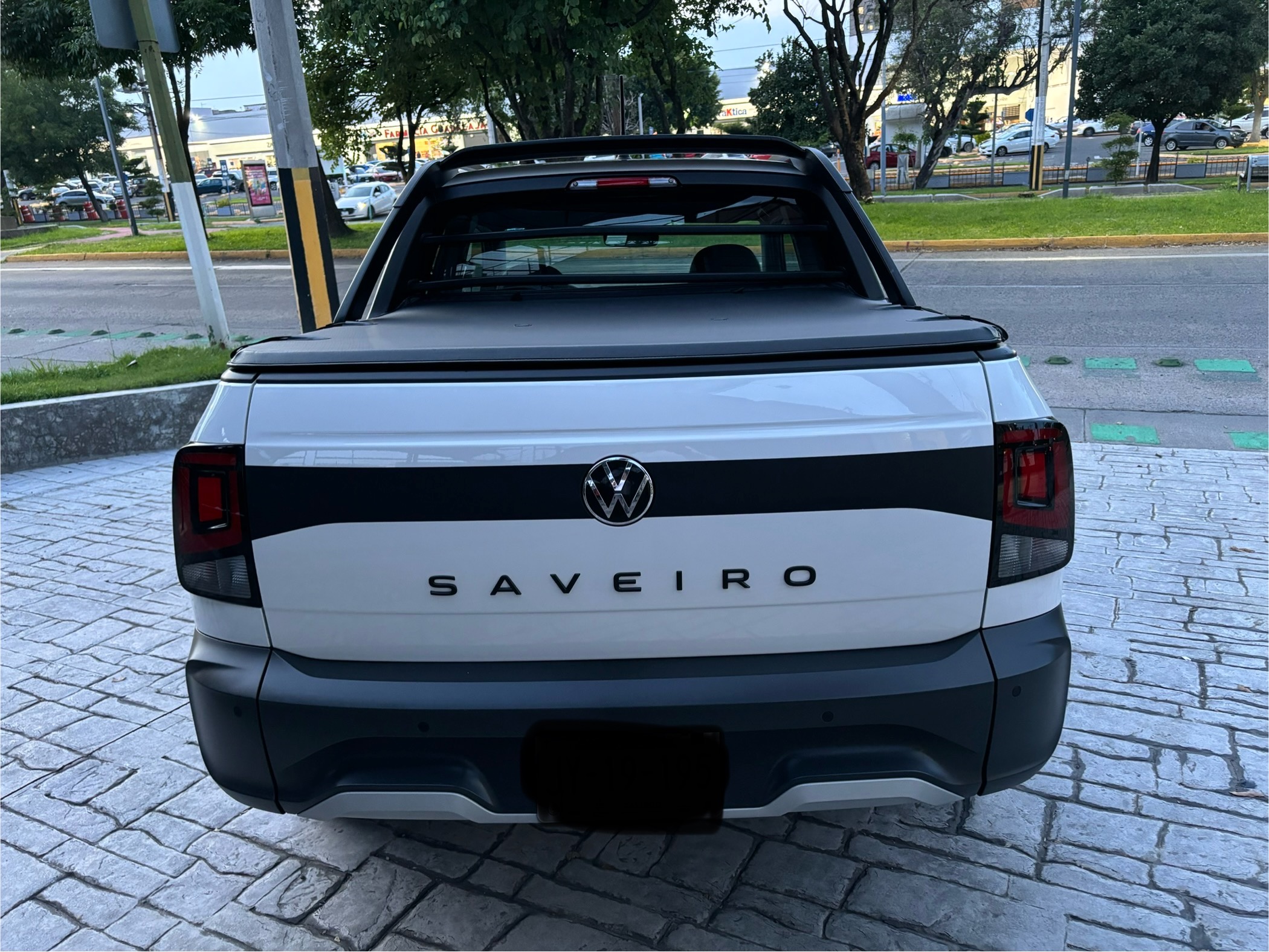 Volkswagen Saveiro 2024 EXTREME Manual Blanco